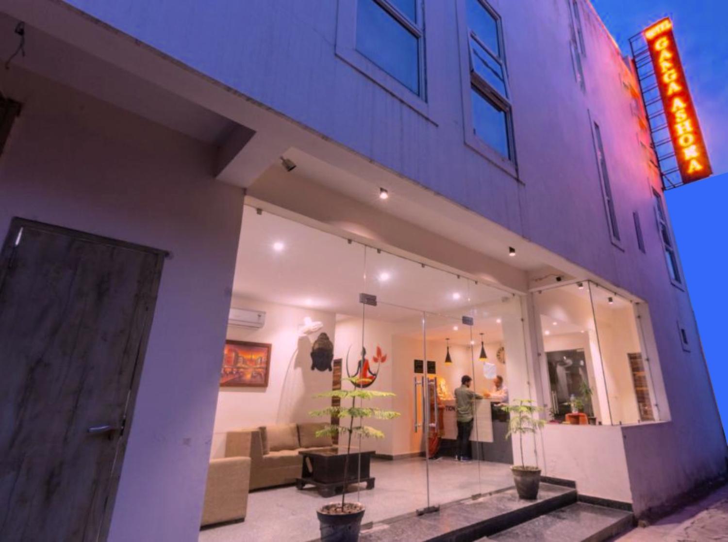 Ganga Ashoka Hotel Rishīkesh Zewnętrze zdjęcie